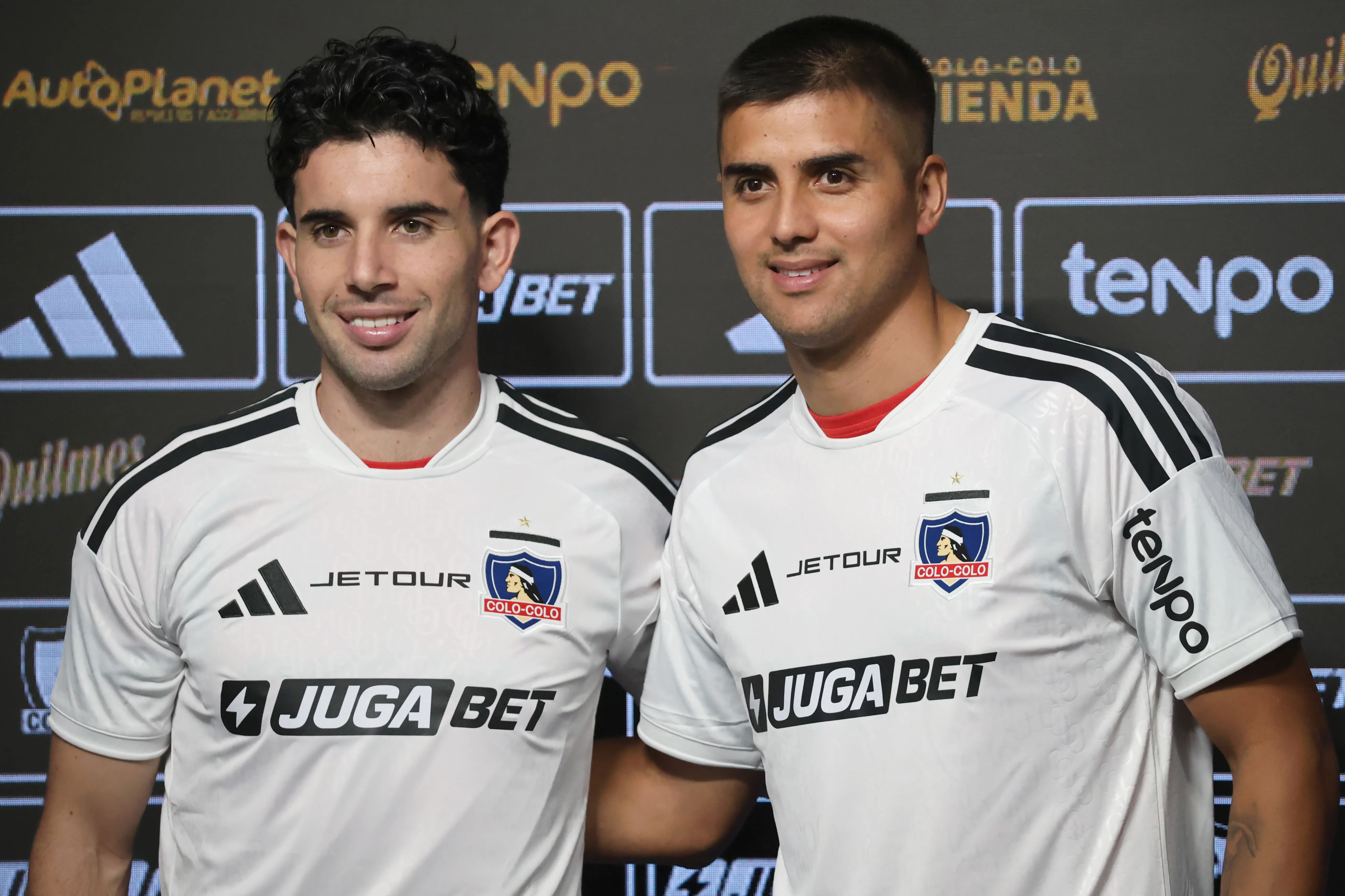 Lautaro Pastrán y Álvaro Madrid son de momento los últimos dos fichajes de Colo Colo. | Foto: Photosport.