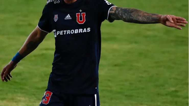 Tras fracasar rotundamente en la U, seguirá su carrera en Argentina.