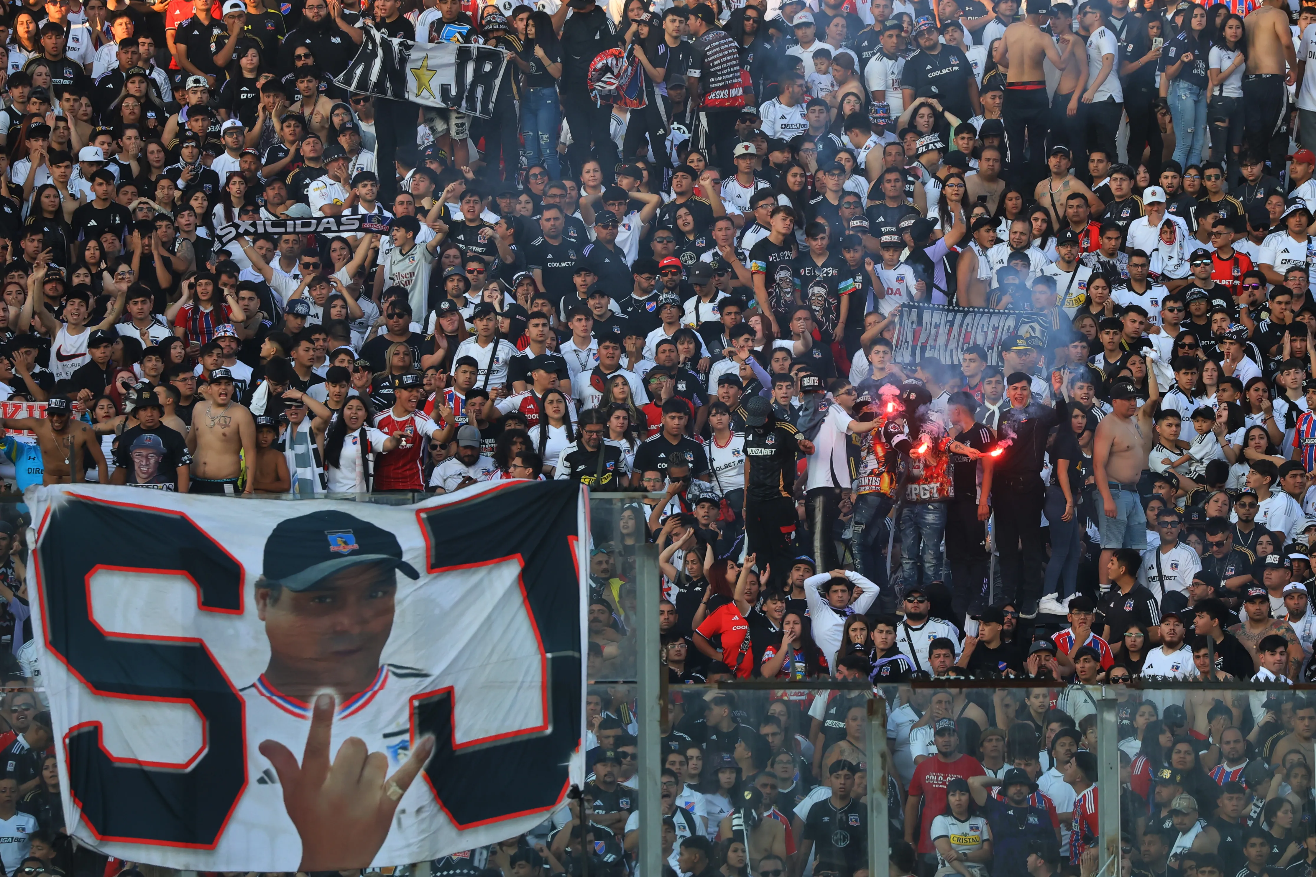 En Colo Colo tomaron medidas de seguridad que afecta a funcionarios internos