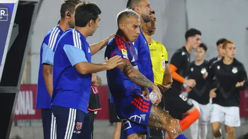 Paqui pondrá como titular a Edu Vargas en la U