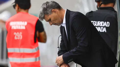 Fernando Ortiz toma decisiones en Colo Colo.