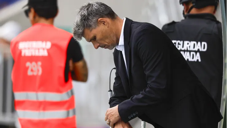 Fernando Ortiz toma decisiones en Colo Colo.