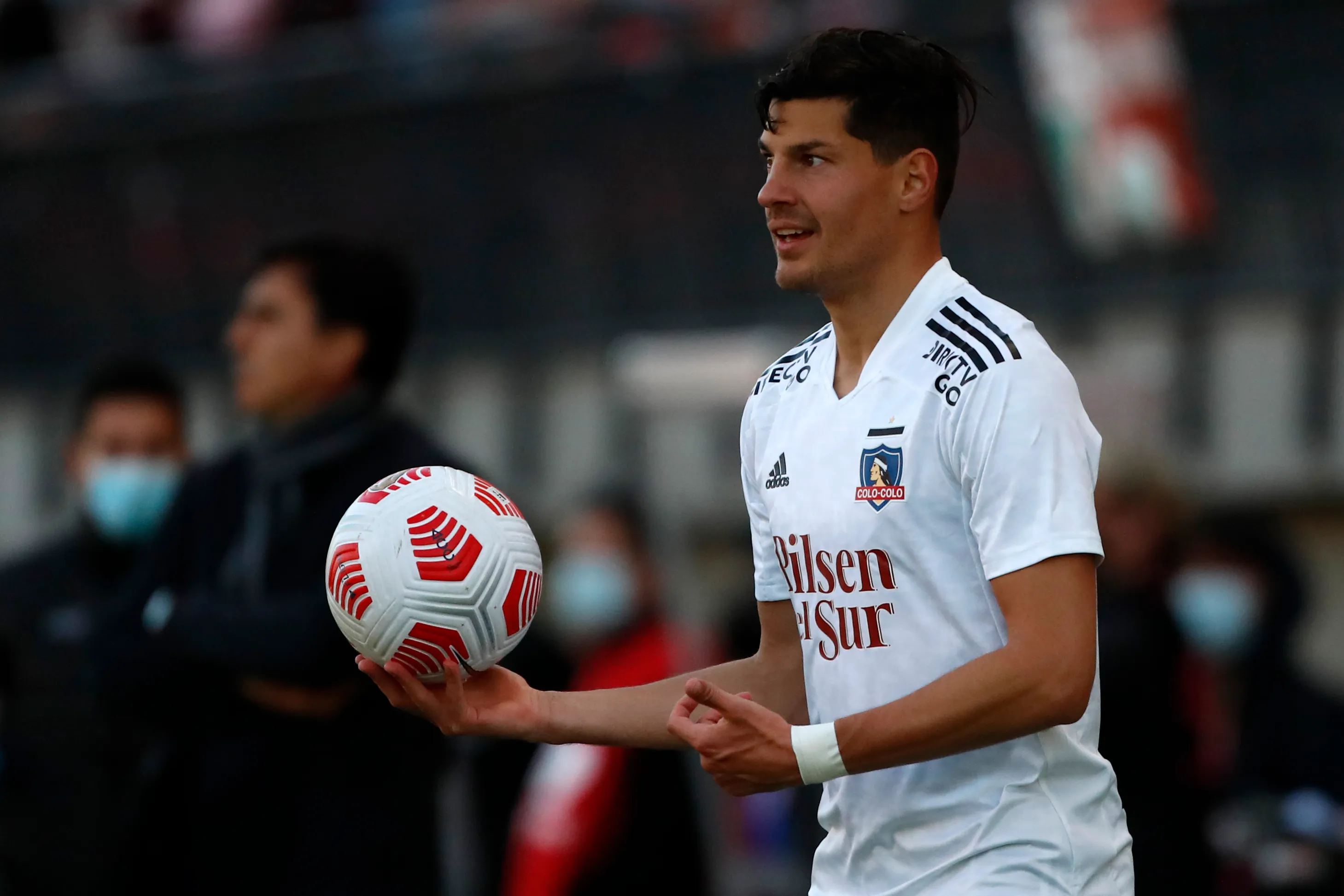 Miiko Albornoz sigue en búsqueda de club. /Photosport