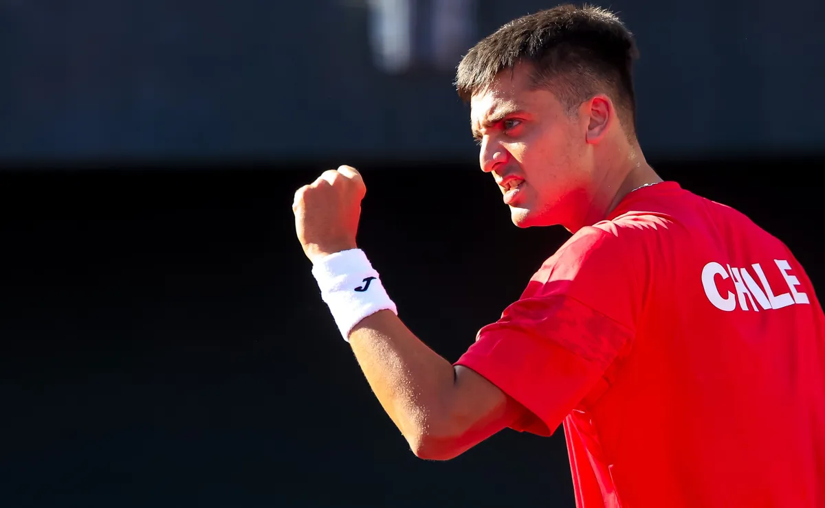 Tomás Barrios vence a Dusan Lajovic en la Davis