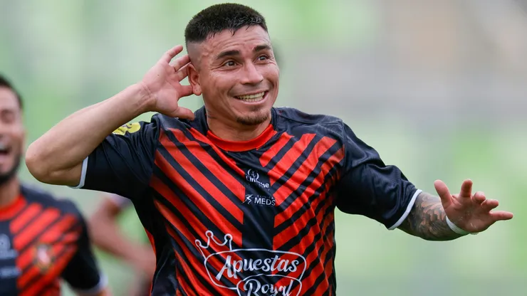 Daniel Castro anotó y asistió contra Colo Colo, y es candidato a repetir ante Ñublense.