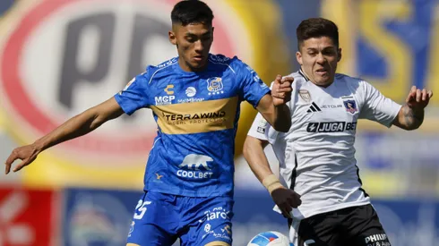 Colo Colo enfrenta en un duelo vital para Fernando Ortíz a Everton de Viña del Mar.
