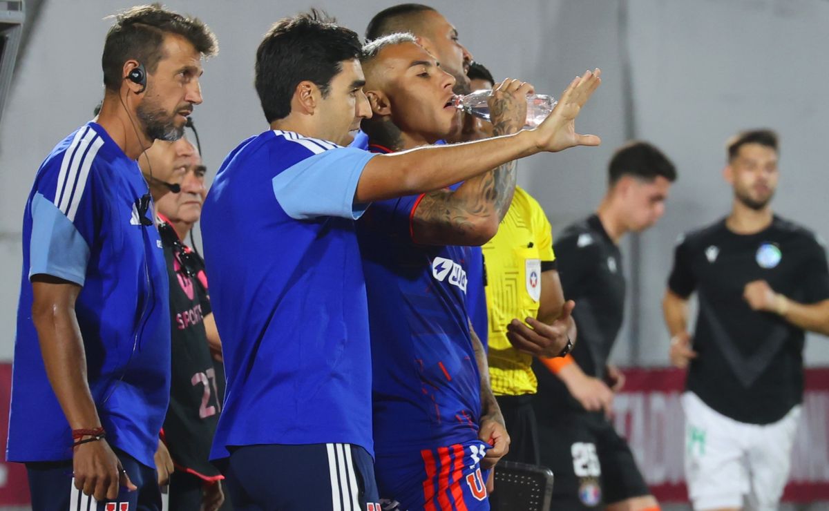 Formación de U de Chile vs. Huachipato: Meneghini mueve la pizarra en “modo Álvarez”