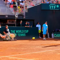 En vivo: Barrios y Jarry ganan el primer set en Copa Davis