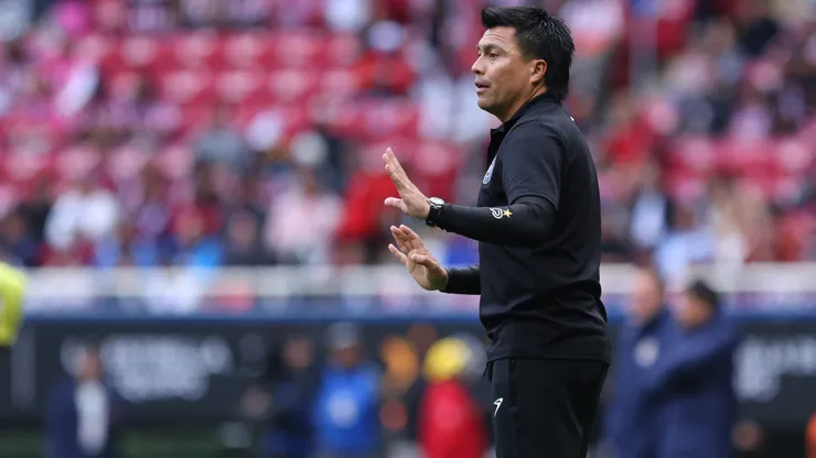 La primera victoria del Chino González con el Querétaro
