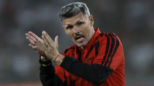 Fernando Ortiz sigue muy cuestionado en Colo Colo.
