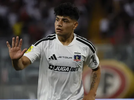 Aquino se hace el loco tras pifias de hinchas por pésimo nivel