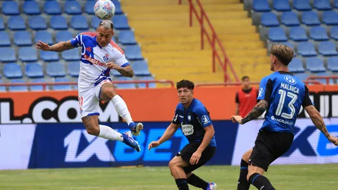 Eduardo Vargas es titular en la U.
