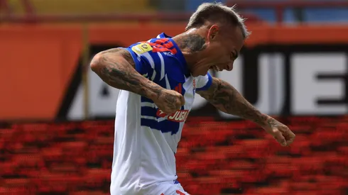Eduardo Vargas volvió a anotar por la U.
