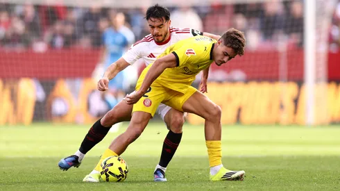Gabriel Suazo fue titular en Sevilla.

