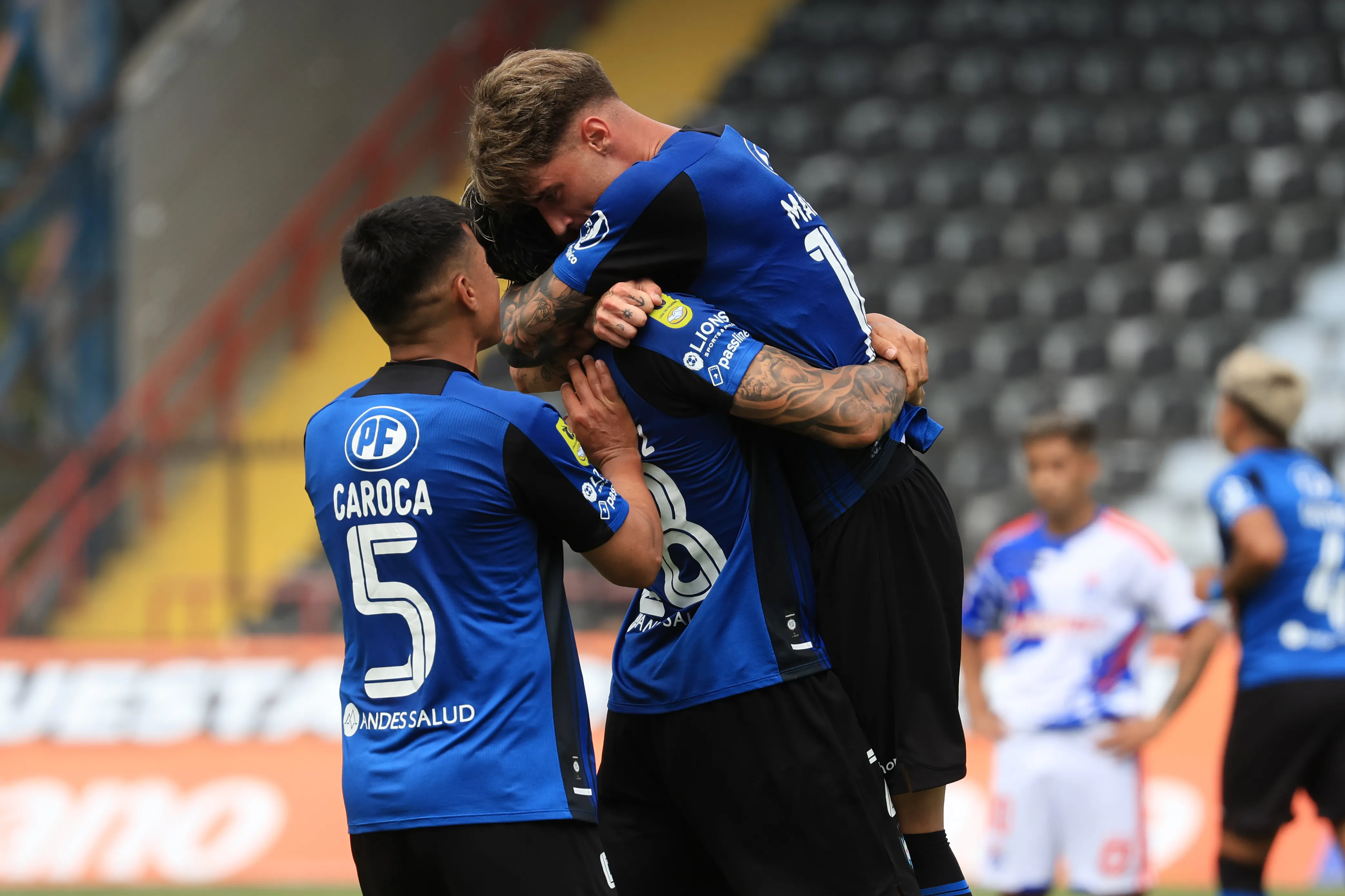 Otra imagen del festejo de Renzo Malanca. (Eduardo Fortes/Photosport).