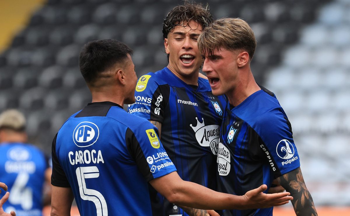 Anotó un golazo ante U de Chile en la remontada de Huachipato y expele honestidad: “Fue casualidad”