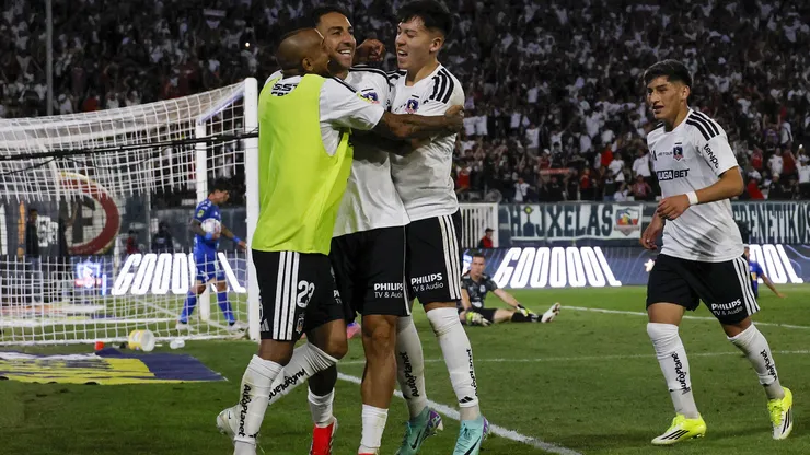 Colo Colo busca más fichajes.