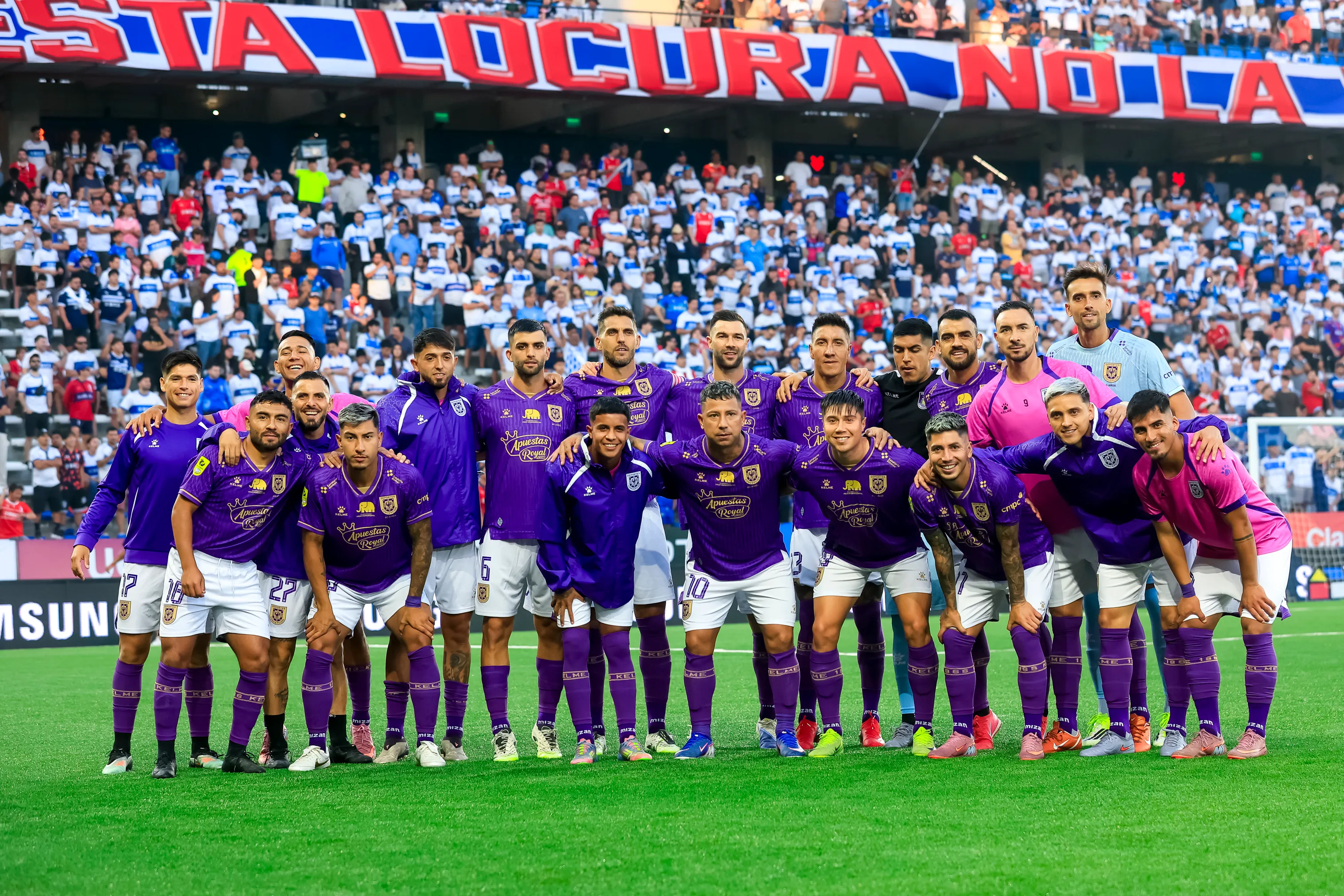 Deportes Concepción se fotografió completo en el Claro Arena antes del encuentro. (Pepe Alvujar/Photosport).