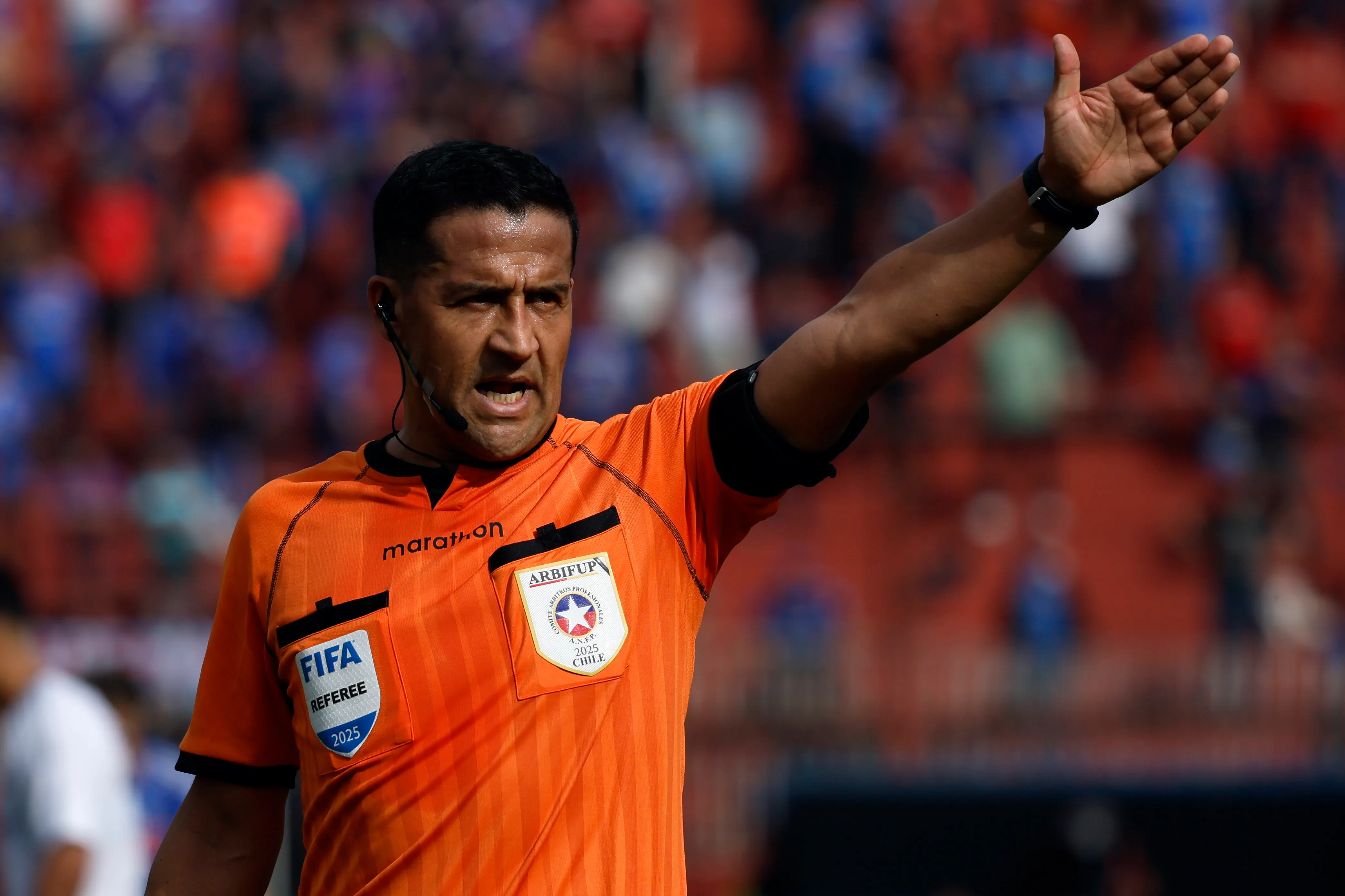 Felipe González deja el arbitraje. Imagen: Photosport