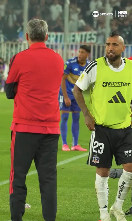 Pese al triunfo, se hizo notar la tensión entre Vidal y Ortiz