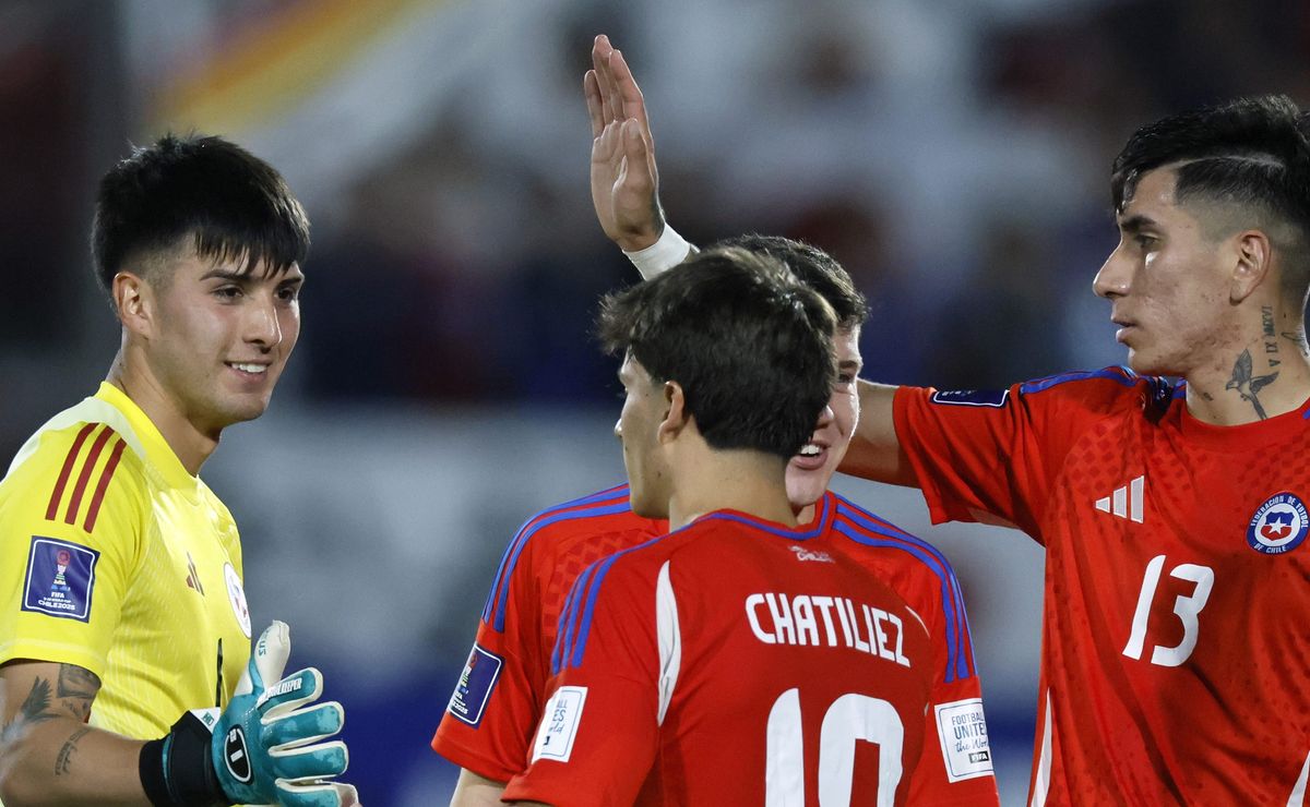 Mundialista que debutó por Huachipato ante la U de Chile: “Como siempre hago, debo mantenerme…”