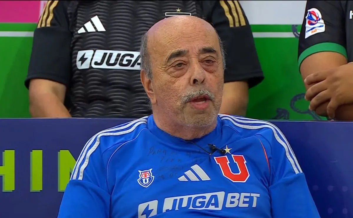 El polémico Tito Awad se vistió de profesor con la U.