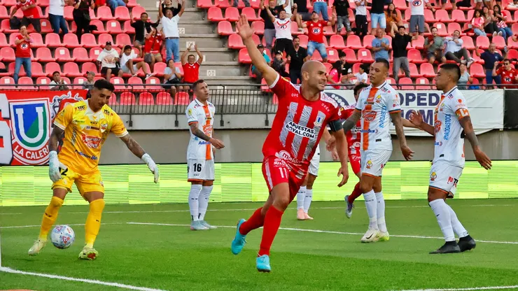 La Calera venció a Cobresal y es uno de los líderes en Liga de Primera.