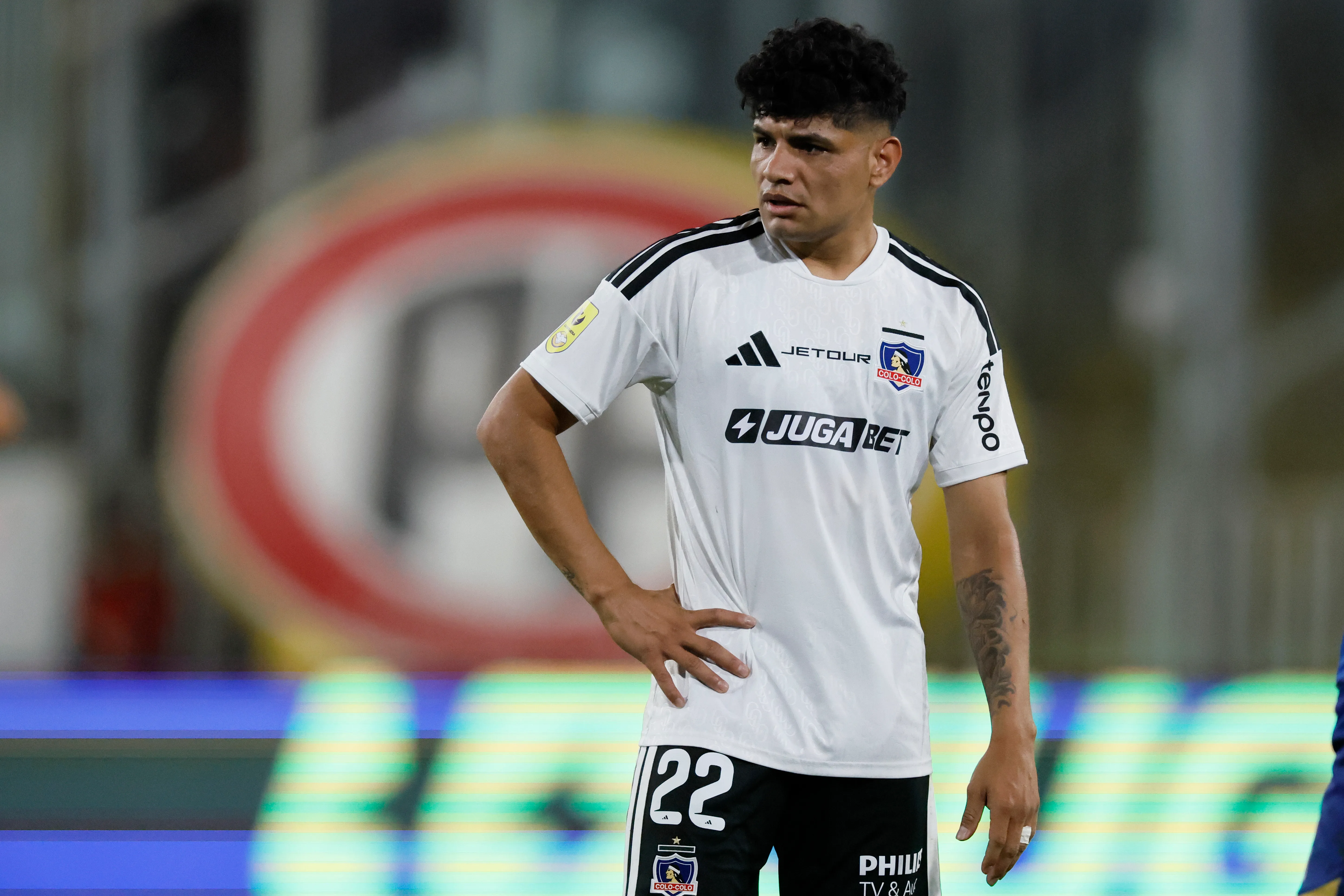 Claudio Aquino es cuestionado en Colo Colo. Foto: Andres Pina/Photosport