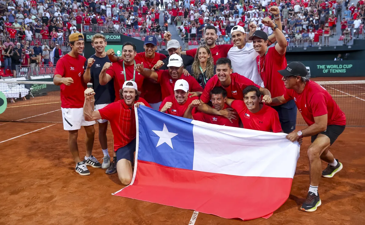 Chile recibirá a España en Copa Davis en arcilla