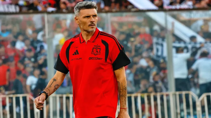 Fernando Ortiz recibe grave denuncia en su contra en Colo Colo.