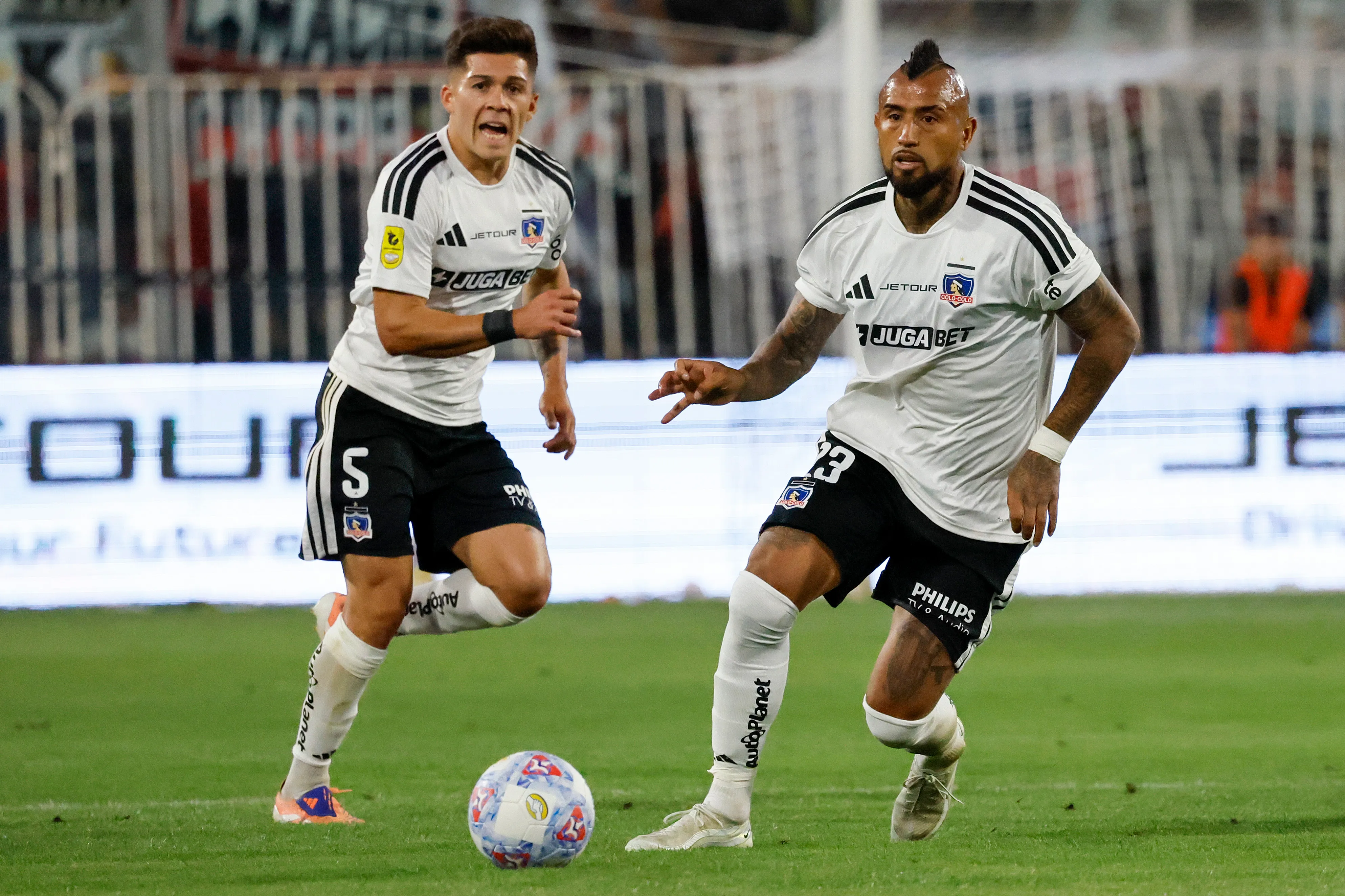 Arturo Vidal tuvo un buen cometido en la victoria ante Everton. (Andres Pina/Photosport).