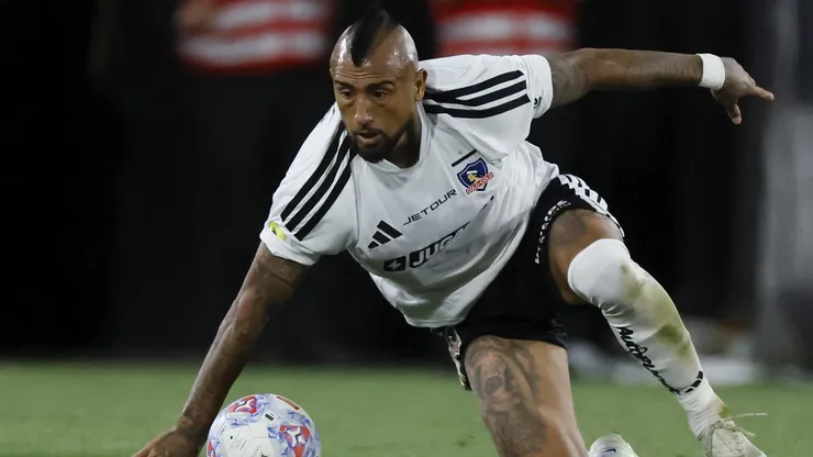 Arturo Vidal seguirá como eje del mediocampo albo.
