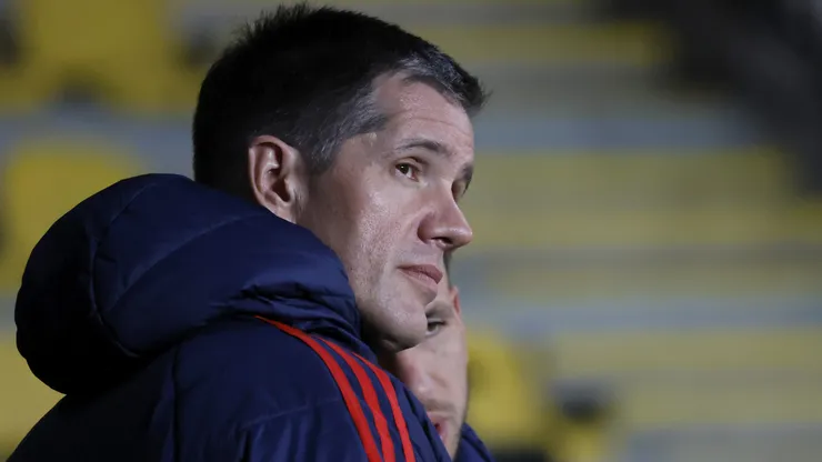Michael Clark nuevamente en problemas al mando de la U.