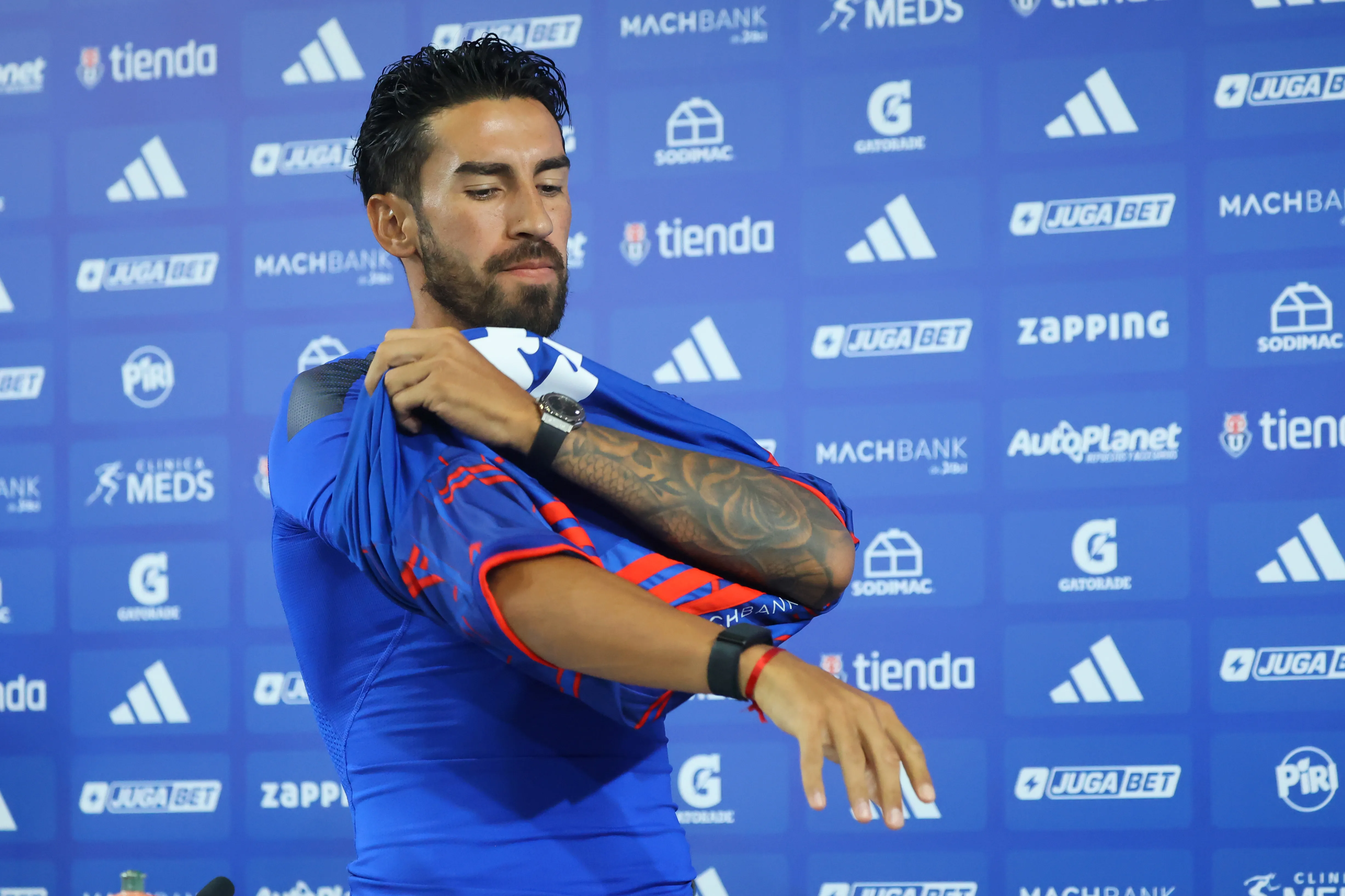 Juan Martín Lucero será titular en la U ante Palestino. Foto: Jonnathan Oyarzun/Photosport