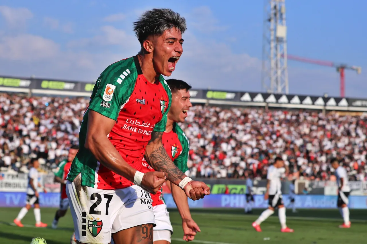 Junior Marabel, ex Palestino, recibió el llamado de Colo Colo para ser refuerzo (Photosport)