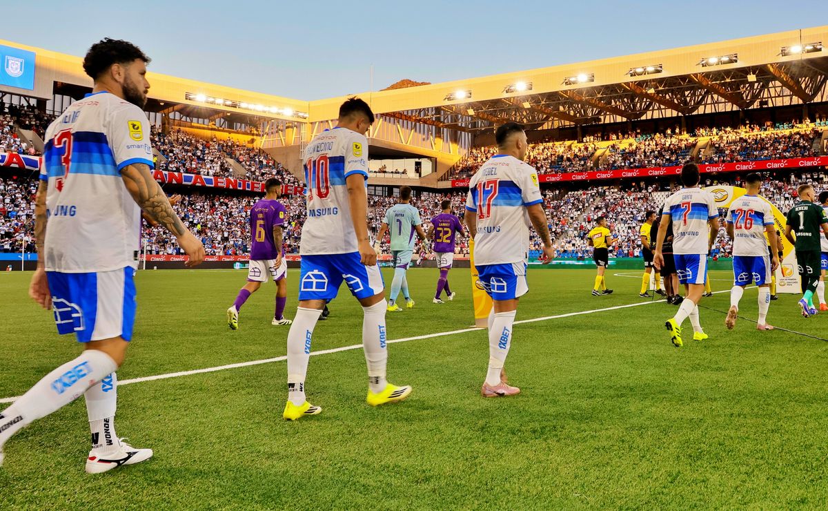 Celebra Universidad Católica: Claro Arena es finalista de prestigioso premio internacional