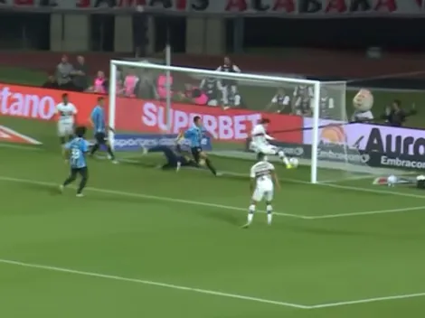 Video: Tapia se pierde el gol más increíble del año en Brasil