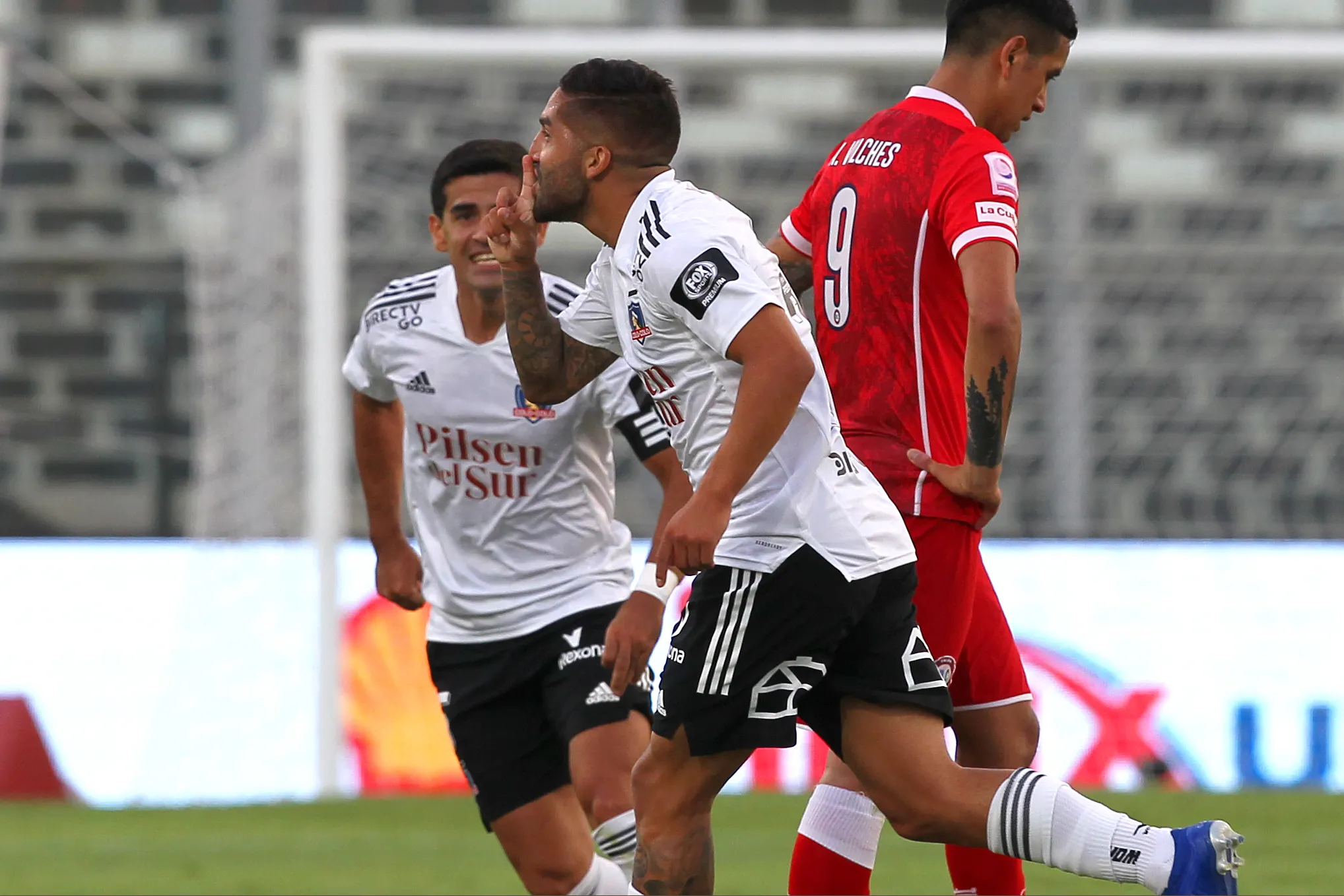 Así festejó Ignacio Jara su golazo ante Unión La Calera. (Dragomir Yankovic/Photosport).