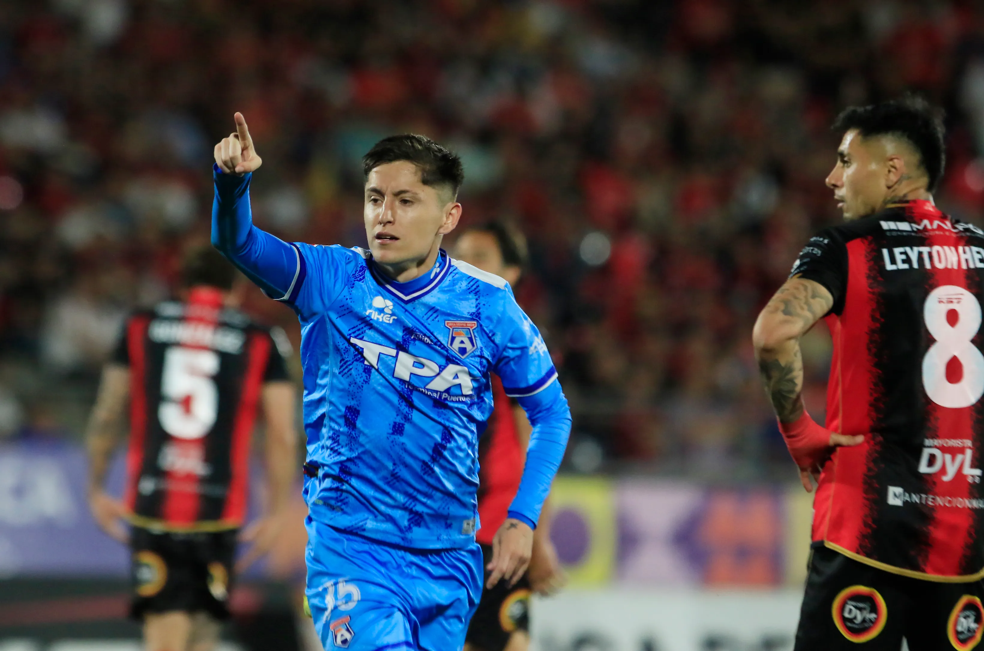 El jugador, que disputó la última temporada en Rangers, seguirá en Primera B/Photosport