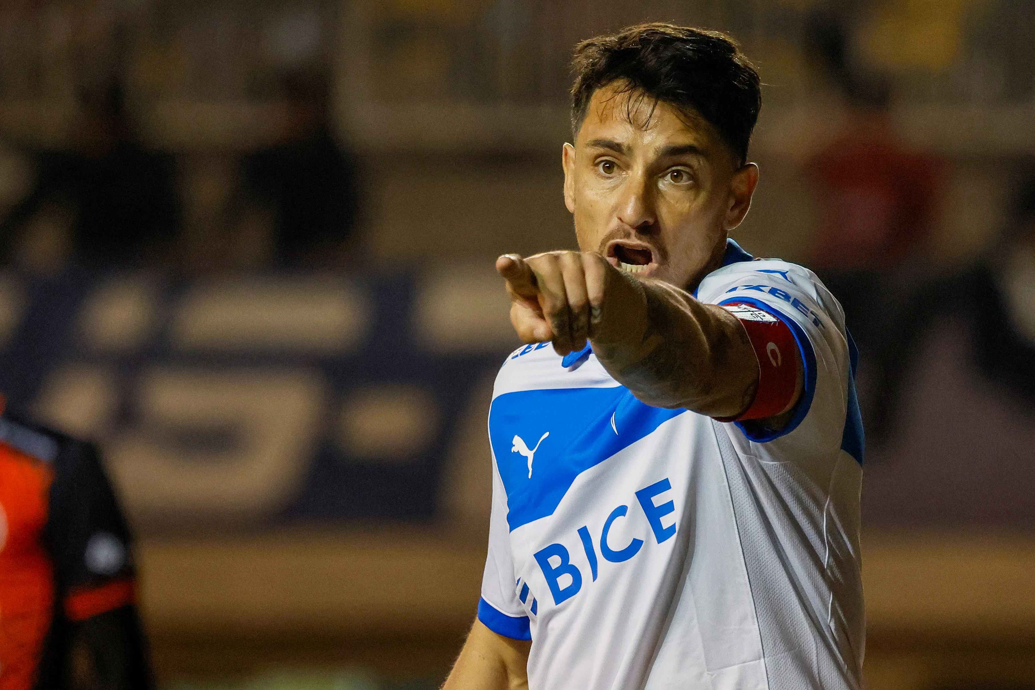 Héctor Robles sueña con un duelo ante el Toro Zampedri. Choque de trenes. (Andres Pina/Photosport).