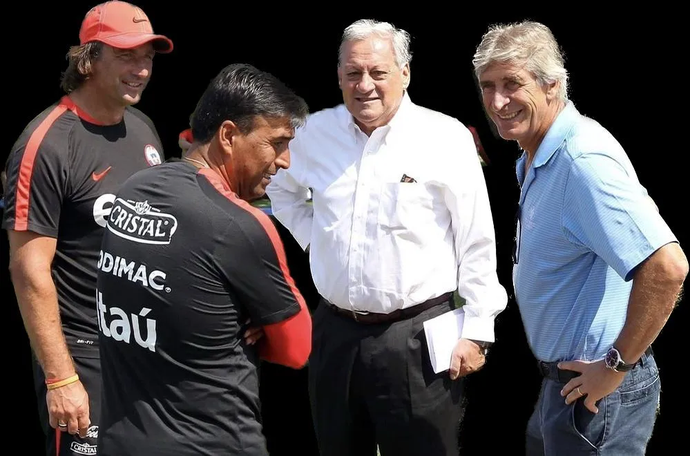 Héctor Robles junto a Manuel Pellegrini y Arturo Salah. (Foto: Cedida).