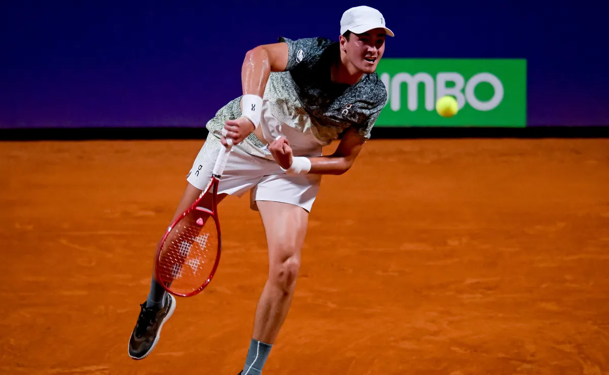 Joao Fonseca se une a Alcaraz y Sinner en la cima del ATP de Buenos Aires