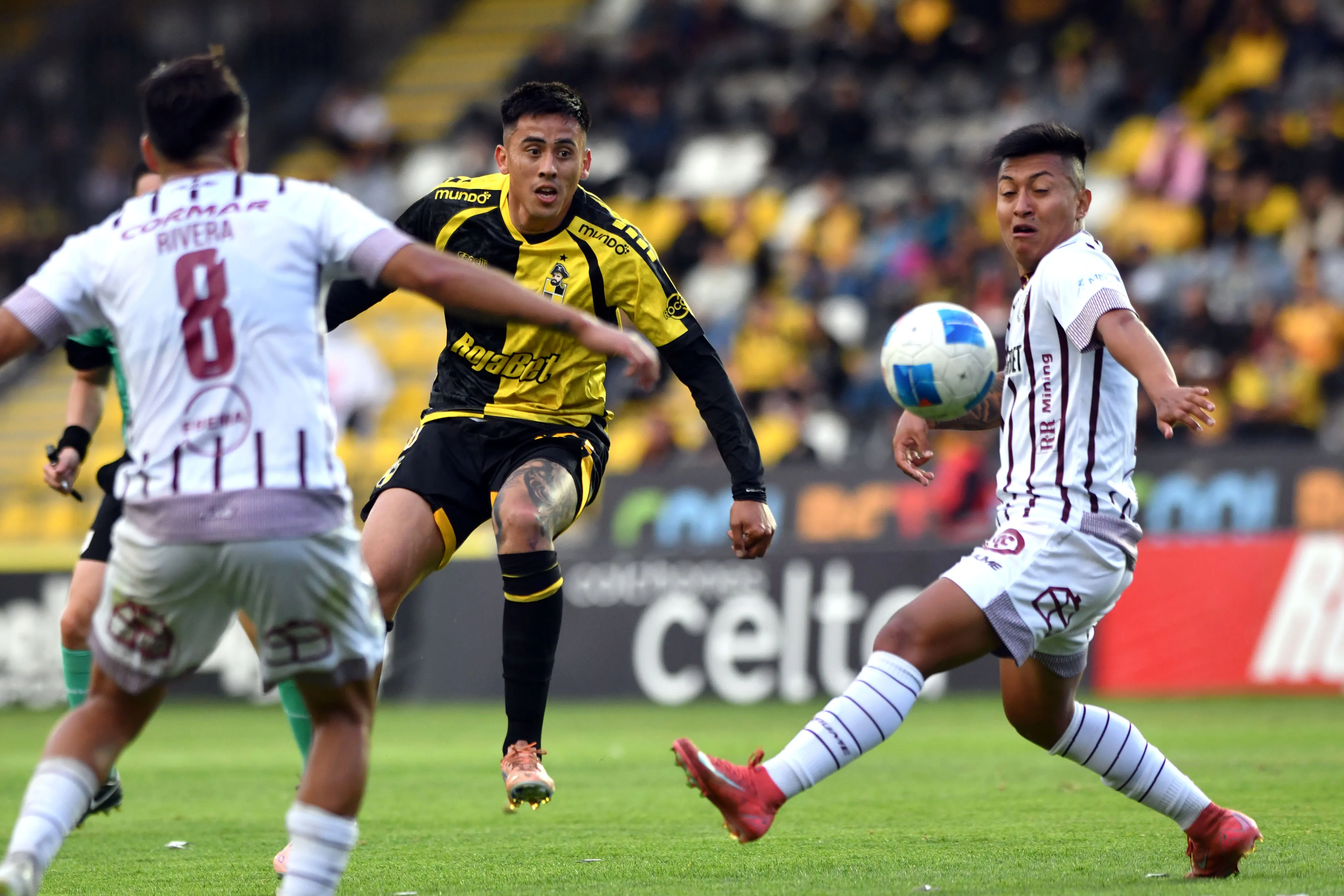Para la IA Coquimbo Unido llega como favorito al ‘Clásico de la Cuarta Región’. (Foto: Alejandro Pizarro Ubilla/Photosport)