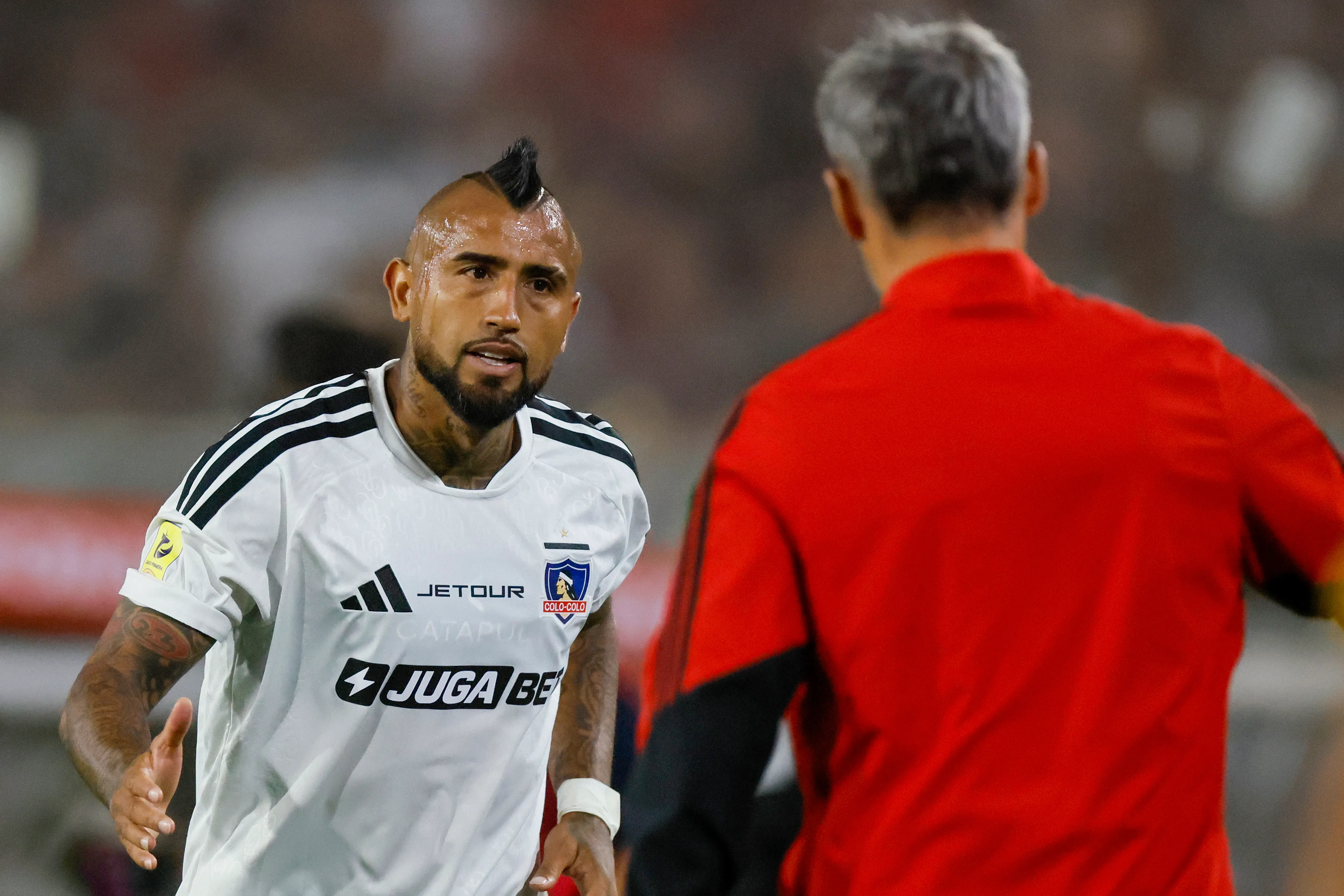 Arturo Vidal y Fernando Ortiz han hecho a un lado sus diferencias en Colo Colo. Foto: Photosport.