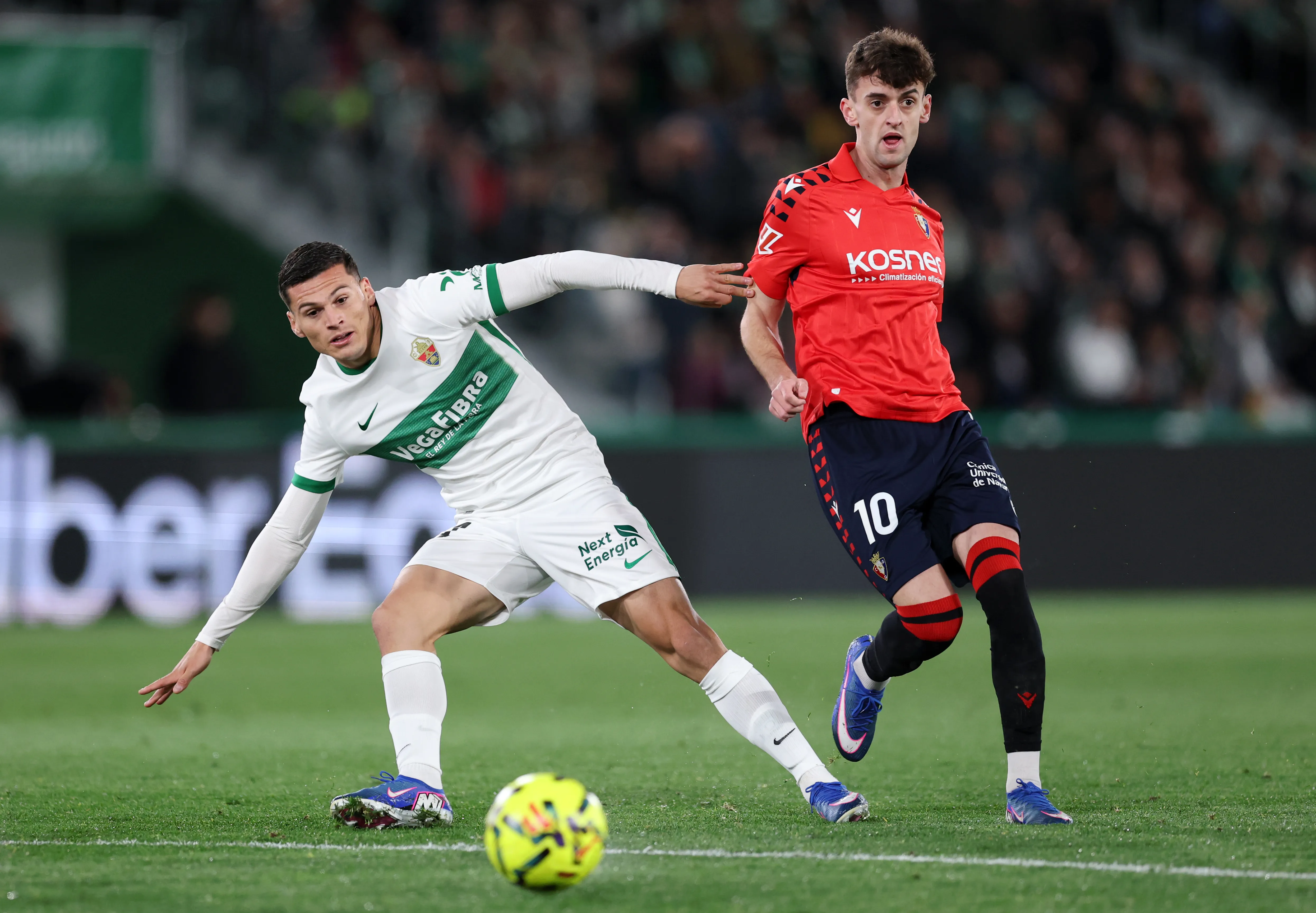 Lucas Cepeda jugó 80 minutos en el 0-0 entre Elche y Osasuna. | Foto: Getty Images.