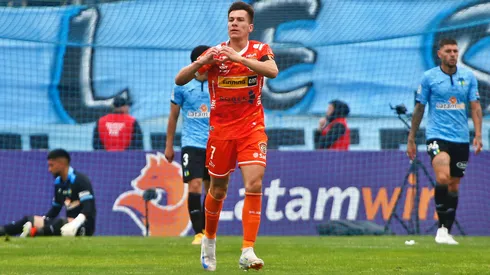 Cristián Insaurralde acusó que dentro de Cobreloa no quieren su regreso.