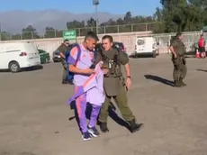 "Vengo a agradecer": viral video de Aránguiz y carabinero en duelo de la U
