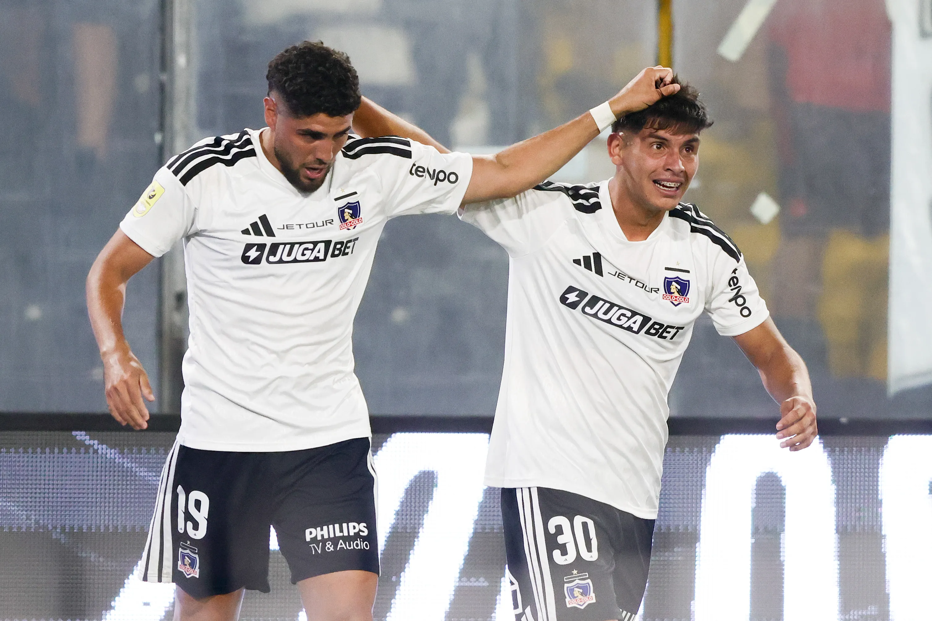 Los delanteros que le dieron el triunfo al Cacique | Photosport