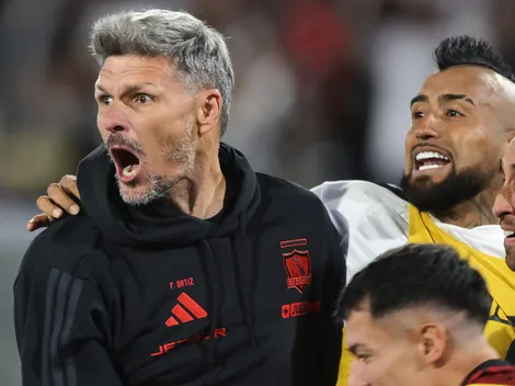 Cuestionan el acalorado abrazo de Vidal con Ortiz en Colo Colo