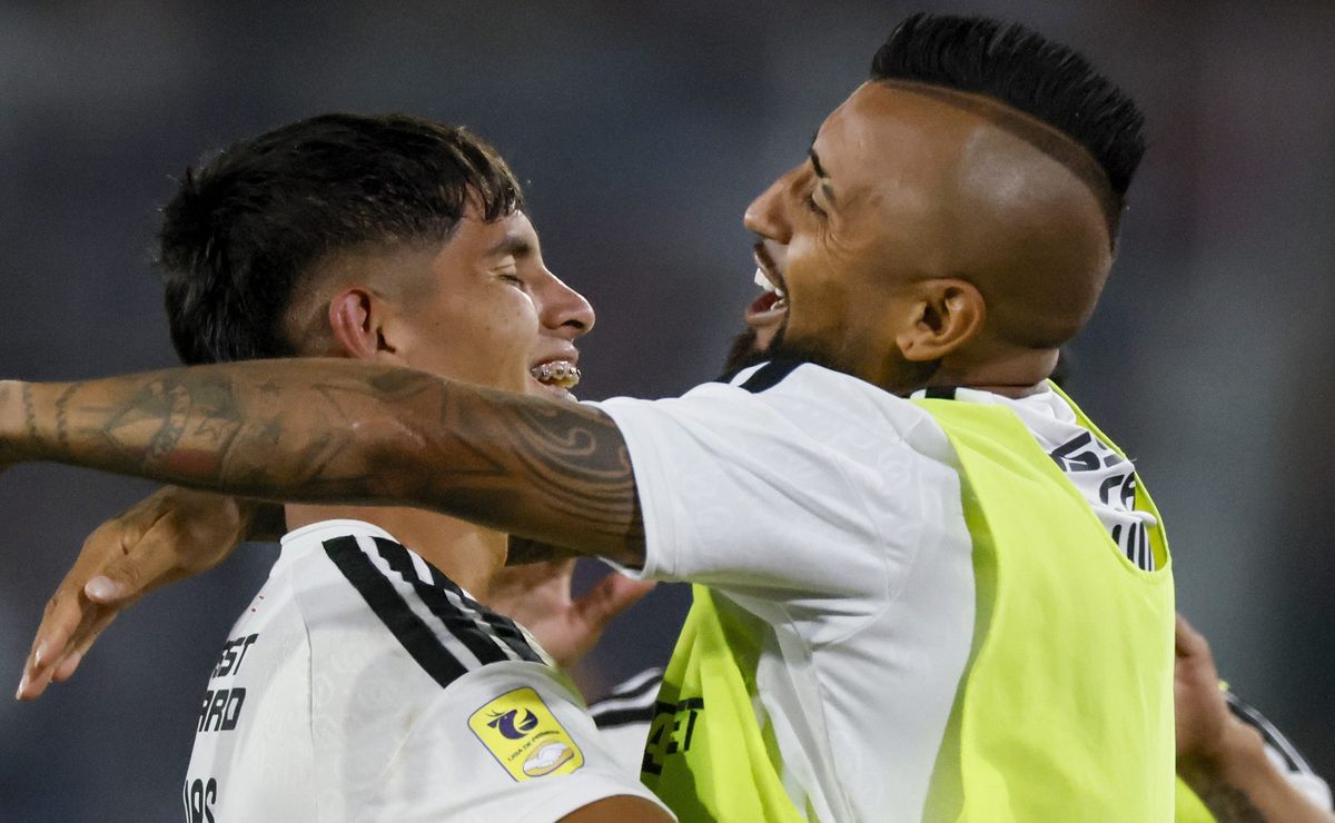 “Todos los días…”: Arturo Vidal revela la clave de la irrupción de Yastin Cuevas en Colo Colo